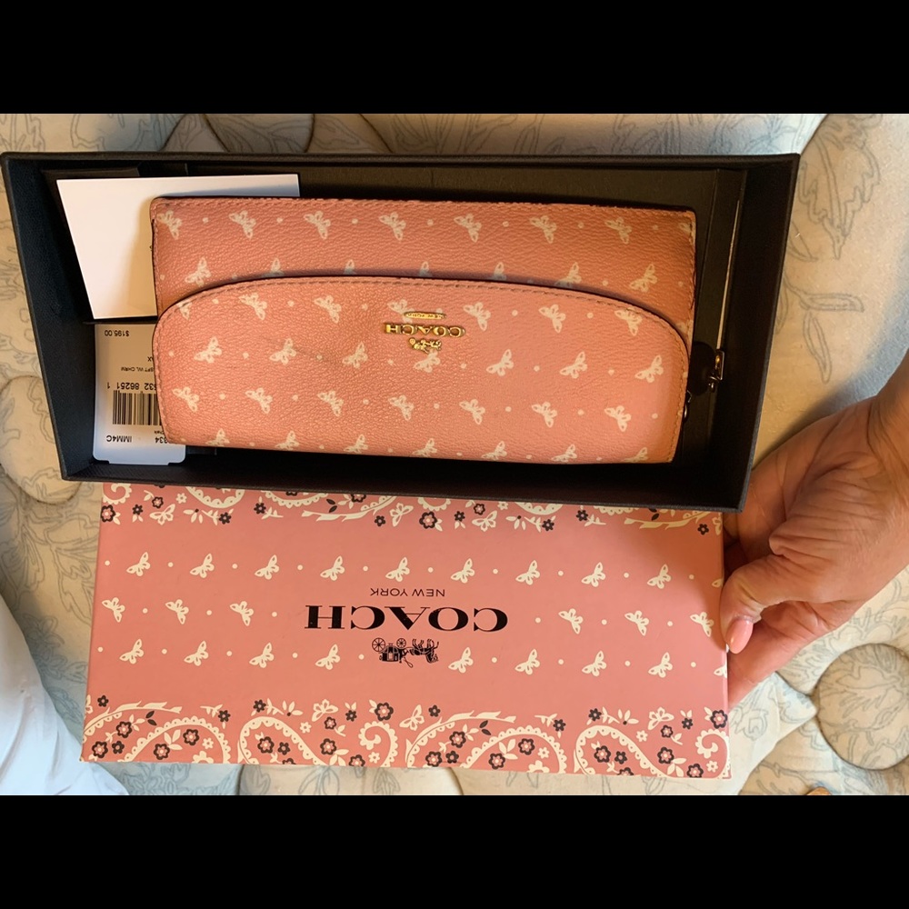 COPY - Coach wallet